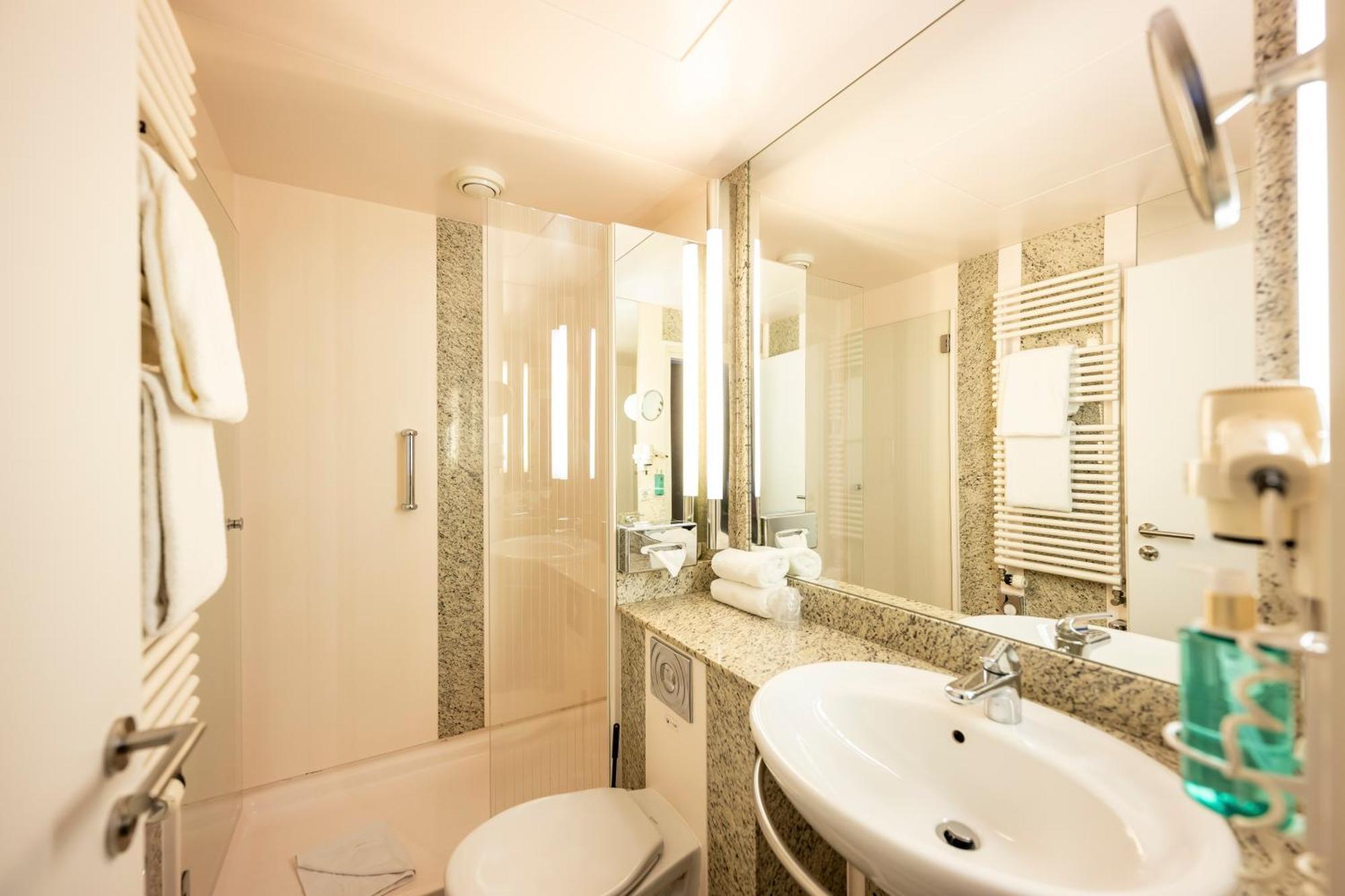 AllgäuStern Hotel Sonthofen Zimmer foto